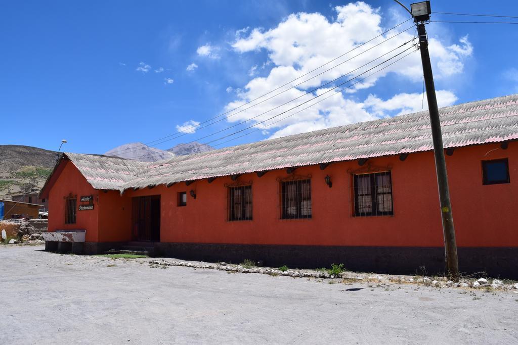Pachamama Hostel & Tour Putre Kültér fotó